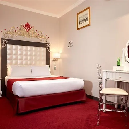 Hotel Grand Amelot Paris