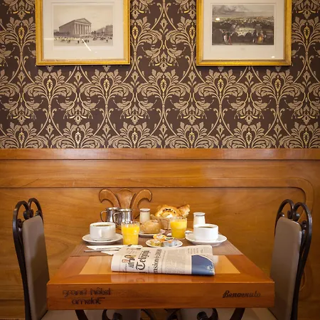 Hotel Grand Amelot Parigi